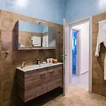Salvatore Villa Imerovigli (Santorini)