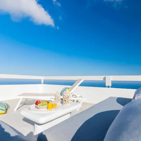 Salvatore Villa Imerovigli (Santorini)