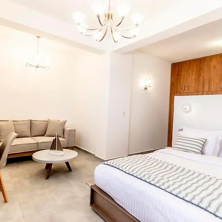 Salvatore Вилла